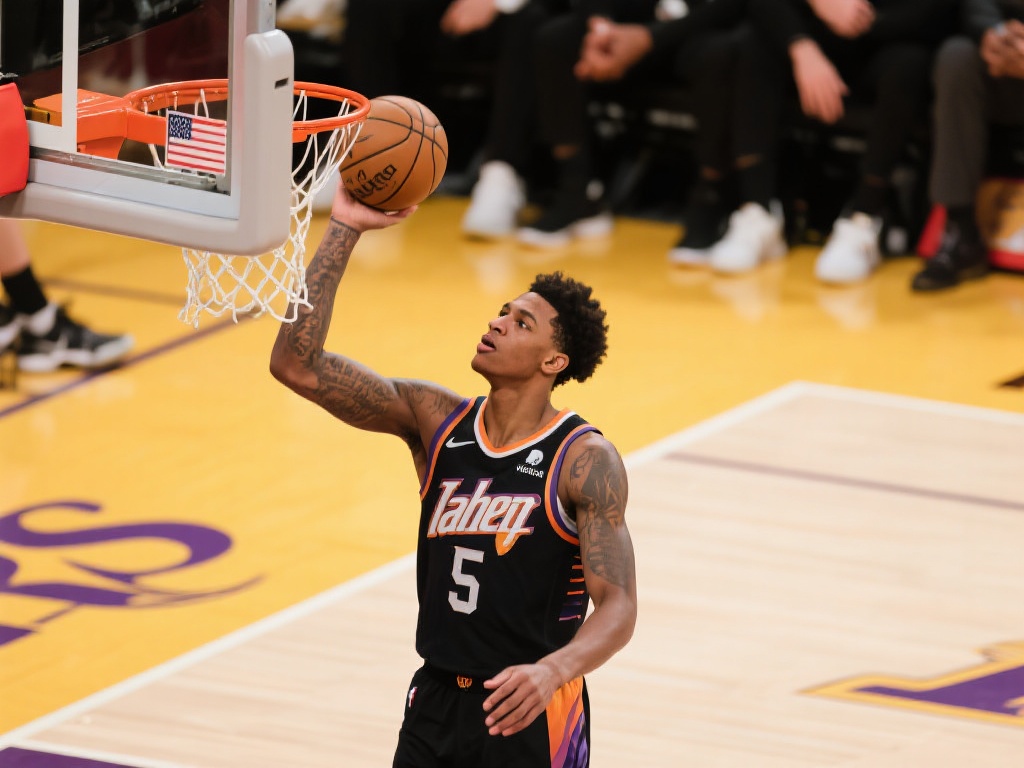 东契奇两年首次三分挂零表现低迷 同样的,我们也期待,这位年轻的球员能够在